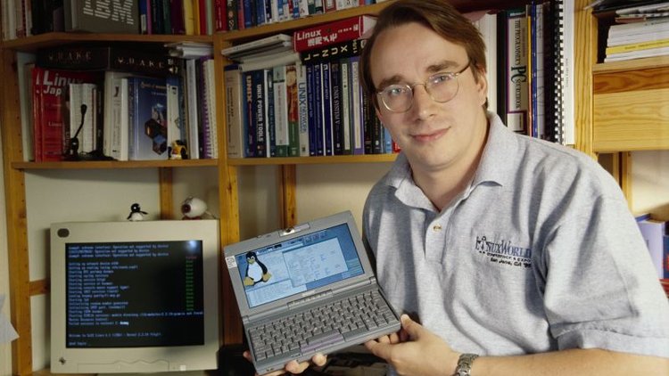 Linus-Torvalds-linux-un-mucidi